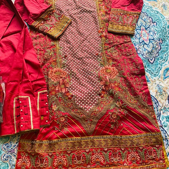 Pakistani brand new 3 picec full embroidery dress size medium to large - Picture 5 of 8